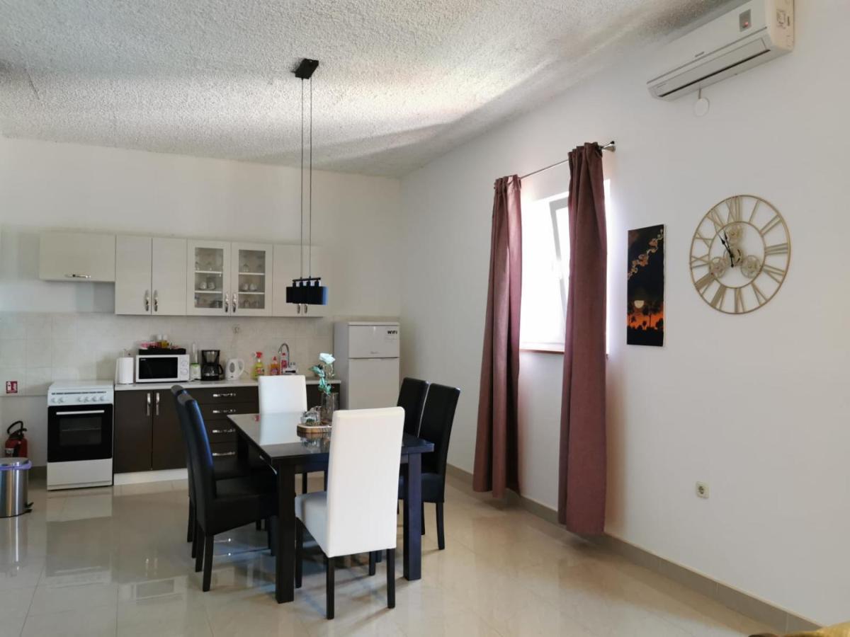 Priska Apartment Kaštela 外观 照片